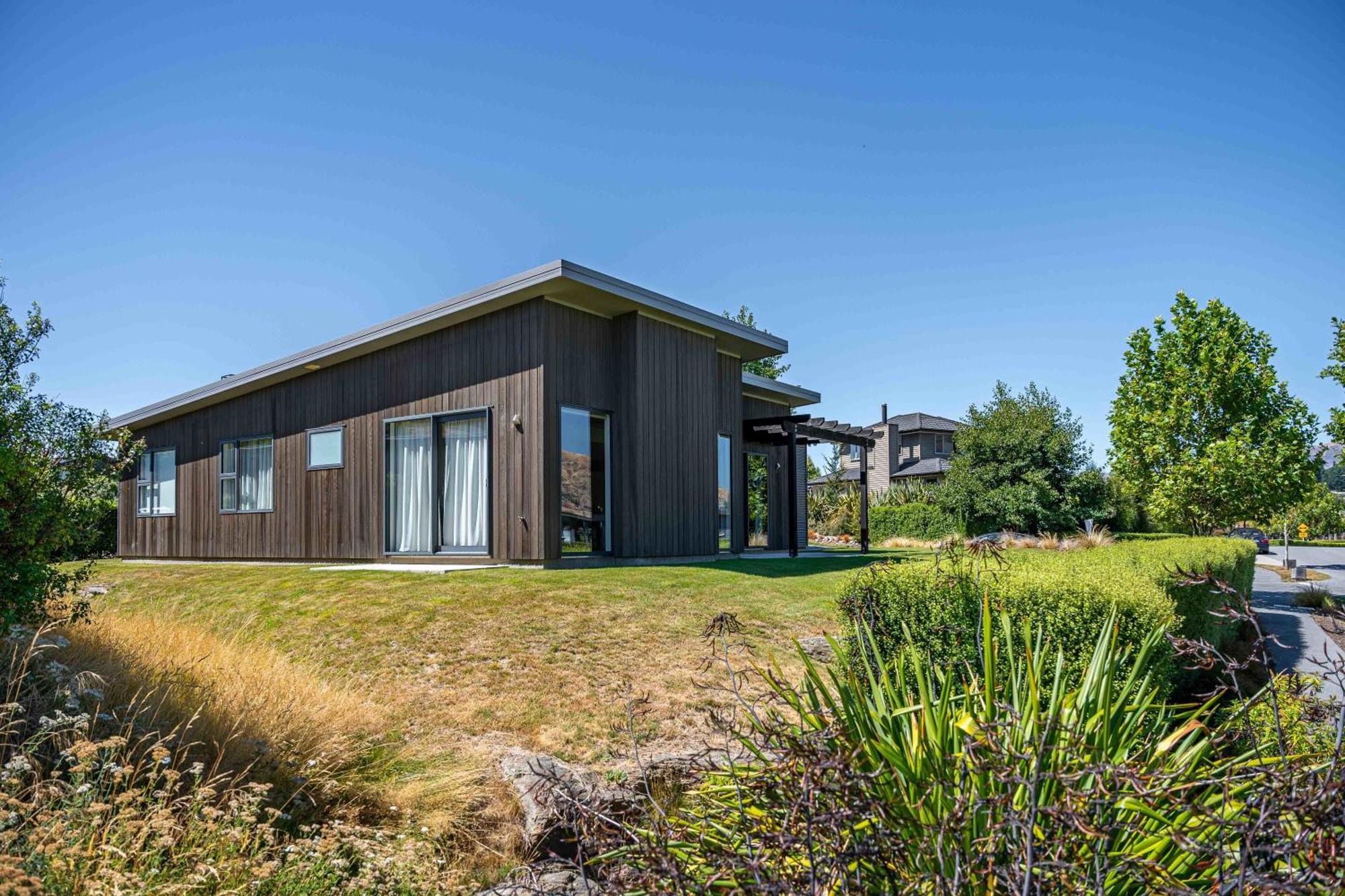 Hoheria Mountain Lodge Wanaka Buitenkant foto